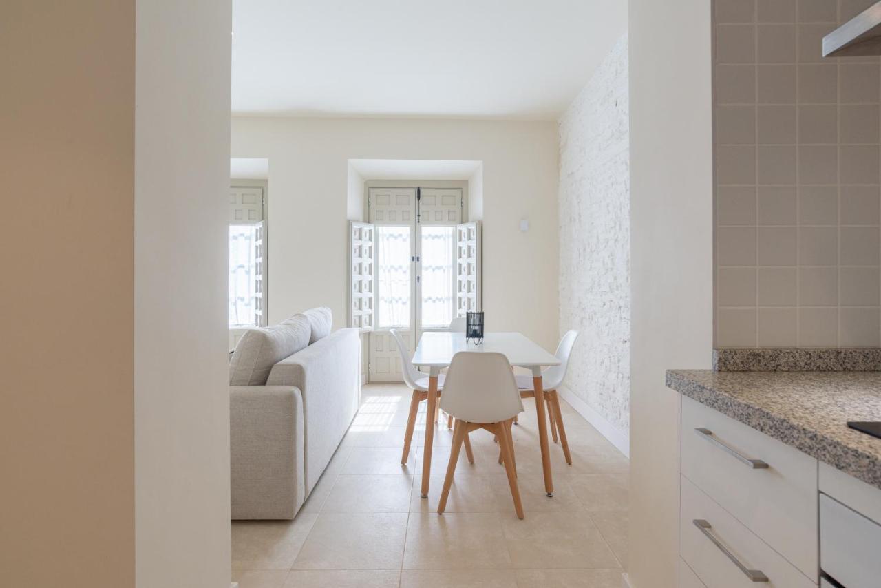 Urbe 10 Carreteria 1 Bedroom Apartment Malaga Bagian luar foto