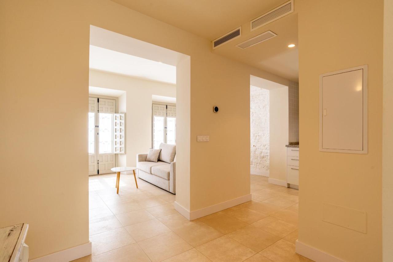 Urbe 10 Carreteria 1 Bedroom Apartment Malaga Bagian luar foto