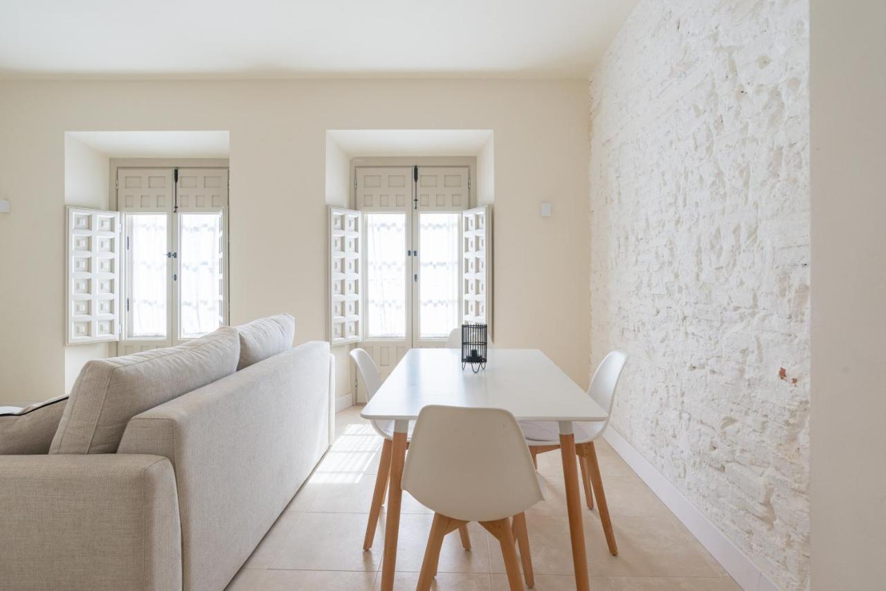 Urbe 10 Carreteria 1 Bedroom Apartment Malaga Bagian luar foto