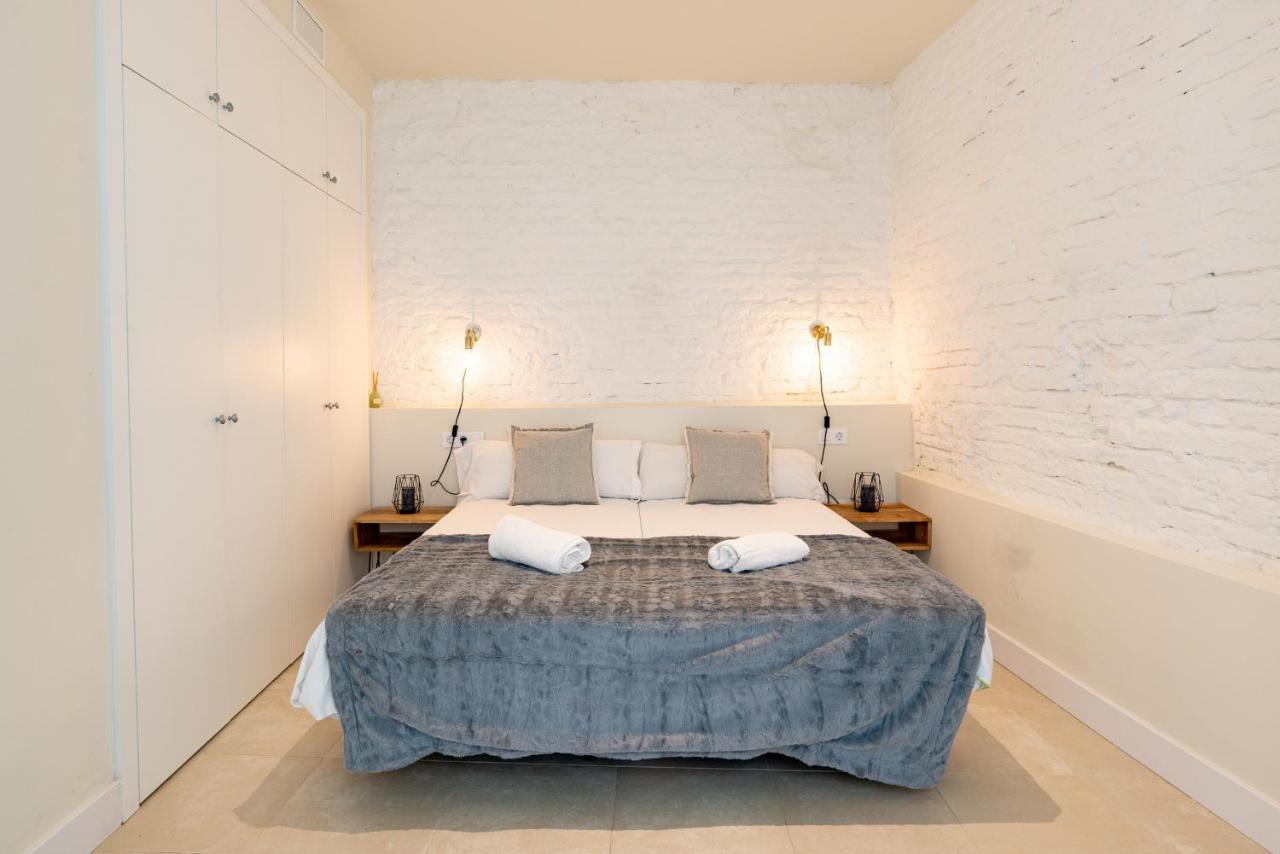 Urbe 10 Carreteria 1 Bedroom Apartment Malaga Bagian luar foto
